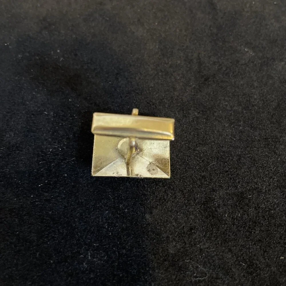 Gold Tone Starburst Pattern Bullet Back Cufflink Vintage 6/8 x 5/8 Rectangular